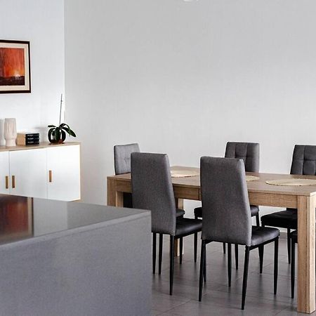 Seafront Two Bedroom Apartment Saint Julian's Luaran gambar