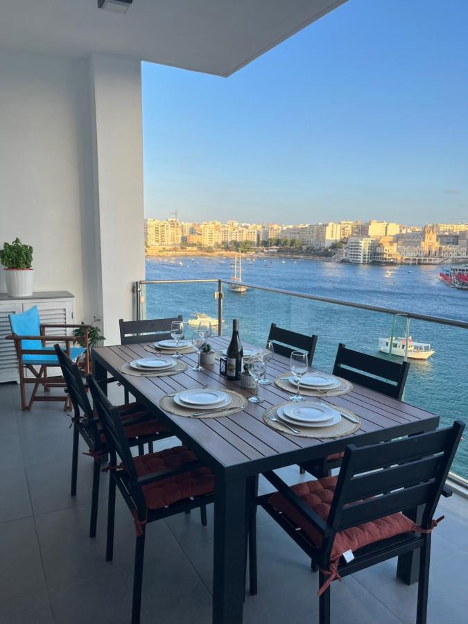 Seafront Two Bedroom Apartment Saint Julian's Luaran gambar